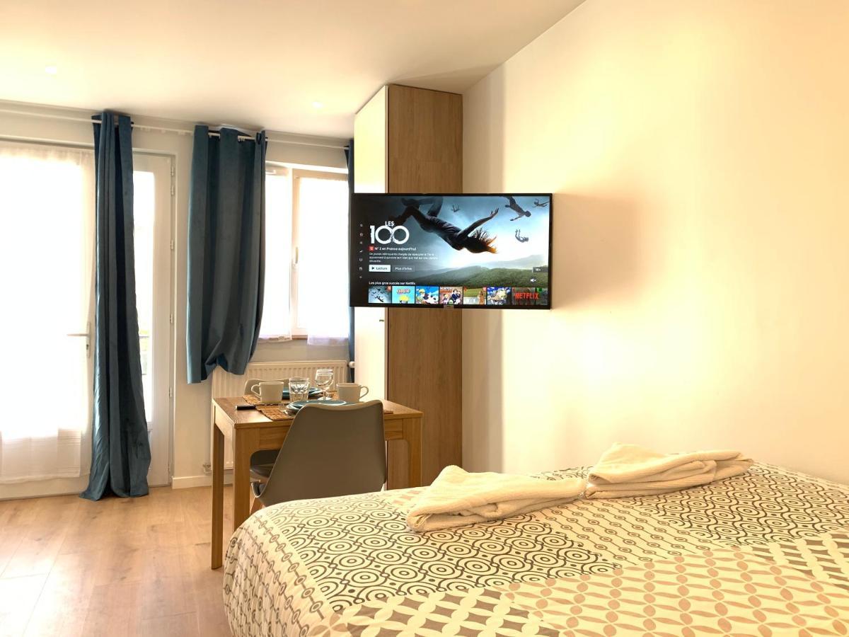 Studio Cosy Proche Rer B/C Orly Tgv Apartment Massy  Exterior photo