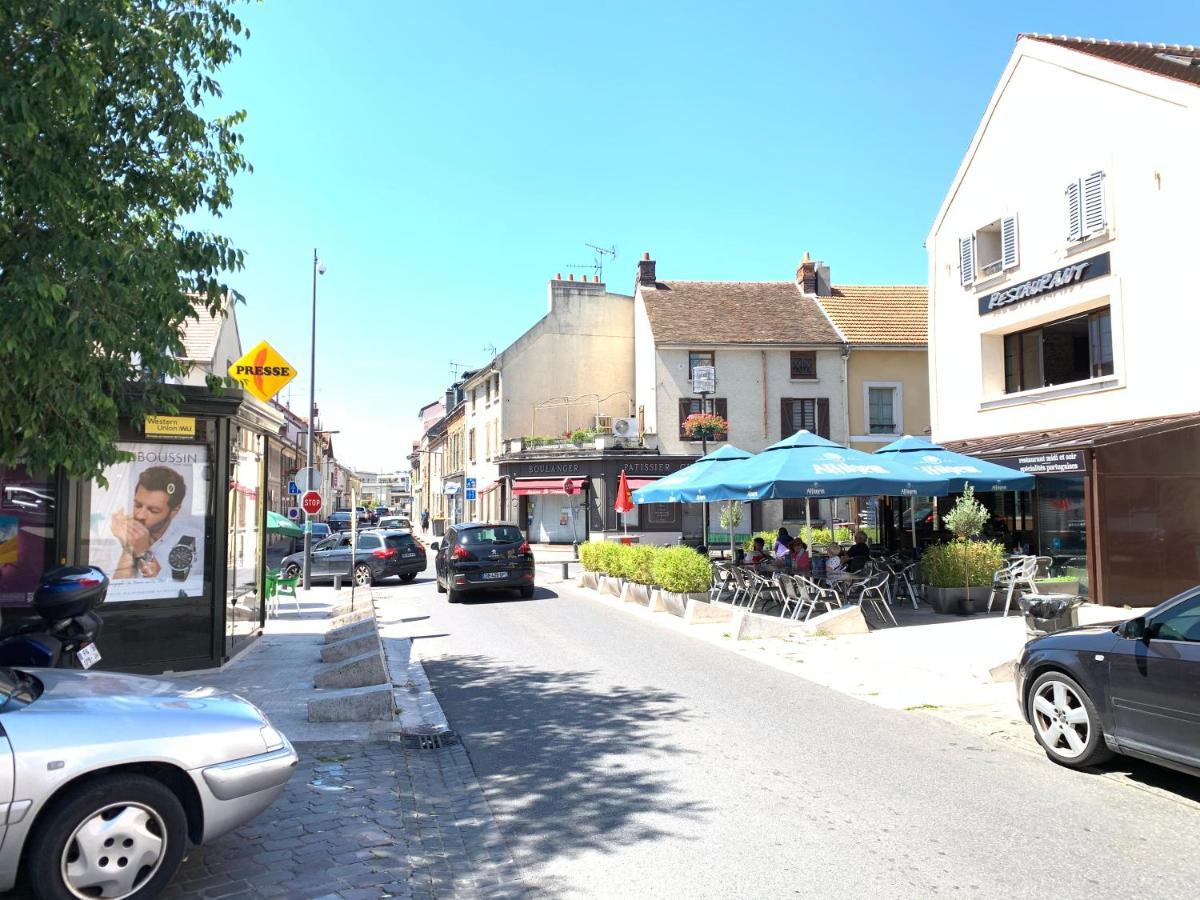 Studio Cosy Proche Rer B/C Orly Tgv Apartment Massy  Exterior photo